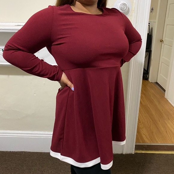 NWOT Contrast Trim Skater Dress - Picture 5 of 8